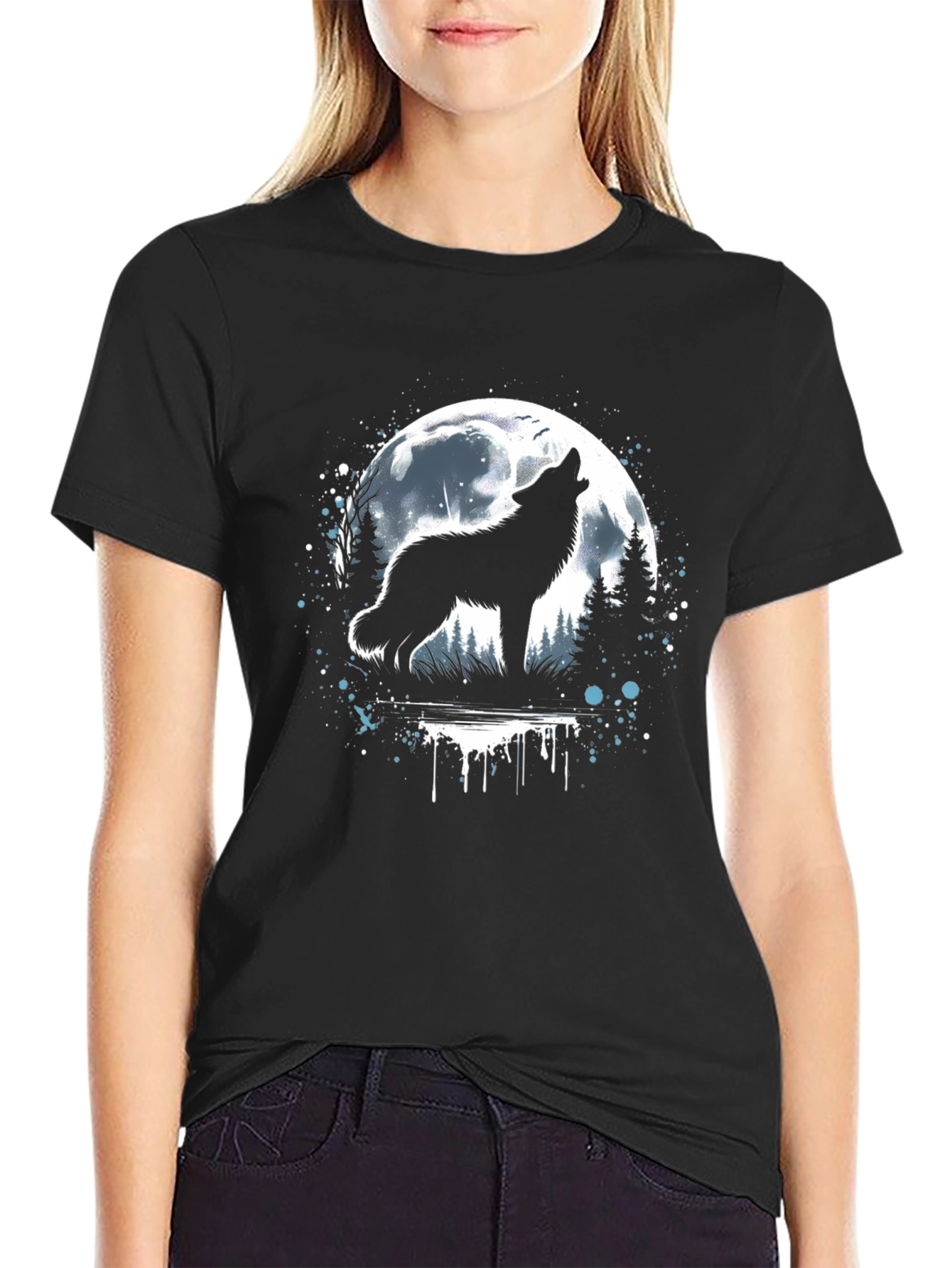 Wolf Howling at Moon Graphic T-Shirt