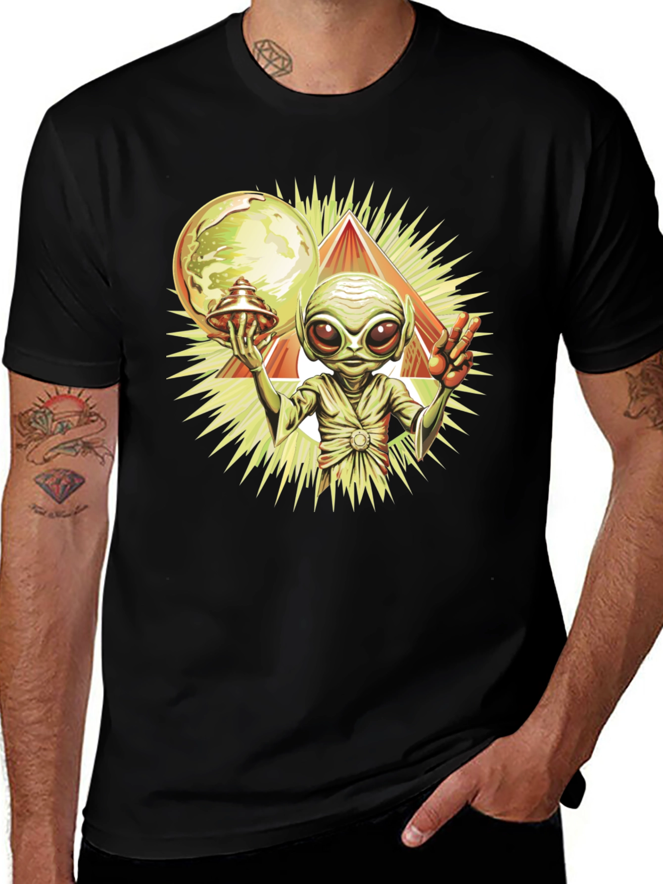 Alien Peace T-Shirt - UFO Graphic Tee