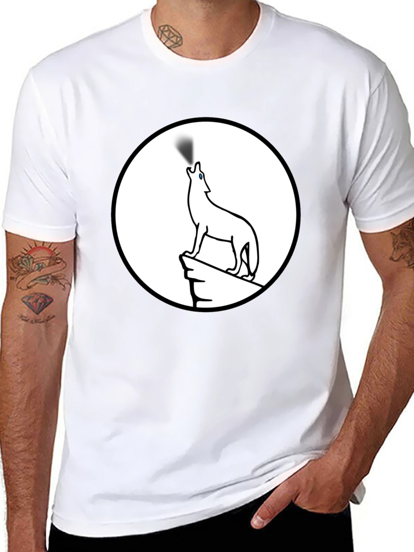 Wolf Howling Moon Graphic T-Shirt