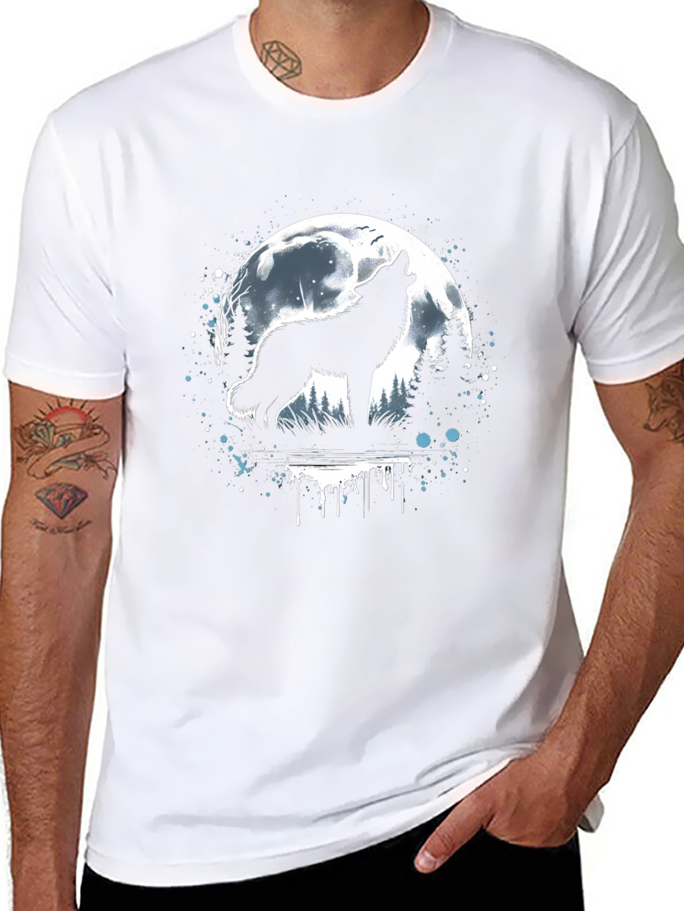 Wolf Howling at Moon Graphic T-Shirt