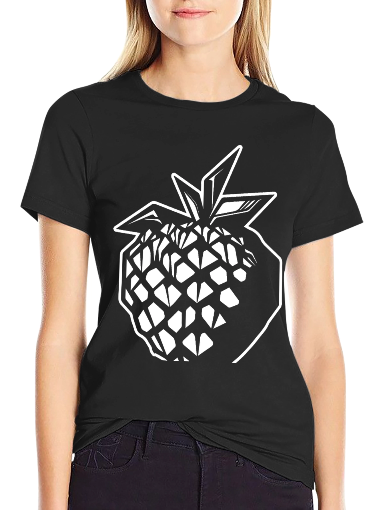 Black Pineapple Graphic Tee - Modern Style