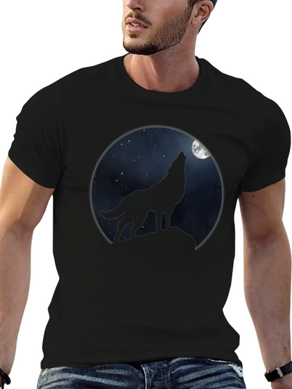 Wolf Howling at Moon Black T-Shirt