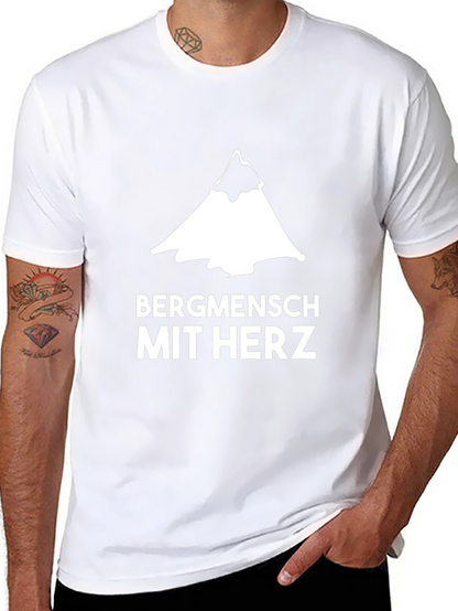 Bergmensch Mit Herz T-Shirt - Mountain Lover Tee