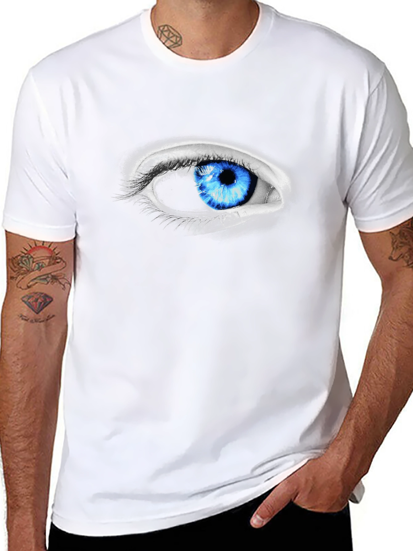 Eye-Catching Blue Eye Graphic Tee - Unique Design