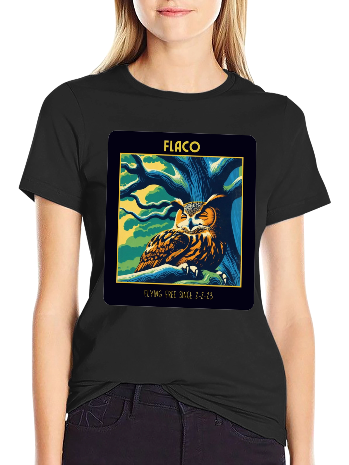 Flaco Owl Memorial Graphic T-Shirt