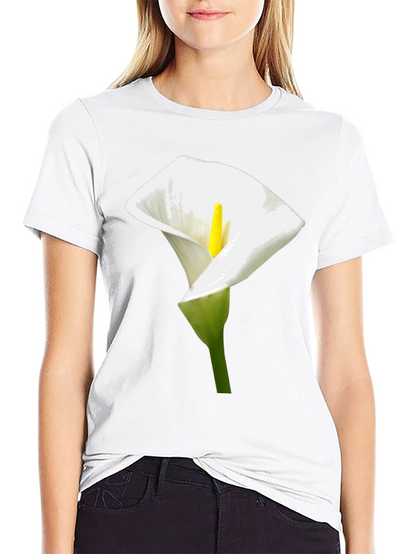 Calla Lily Graphic Tee - Elegant Floral Design