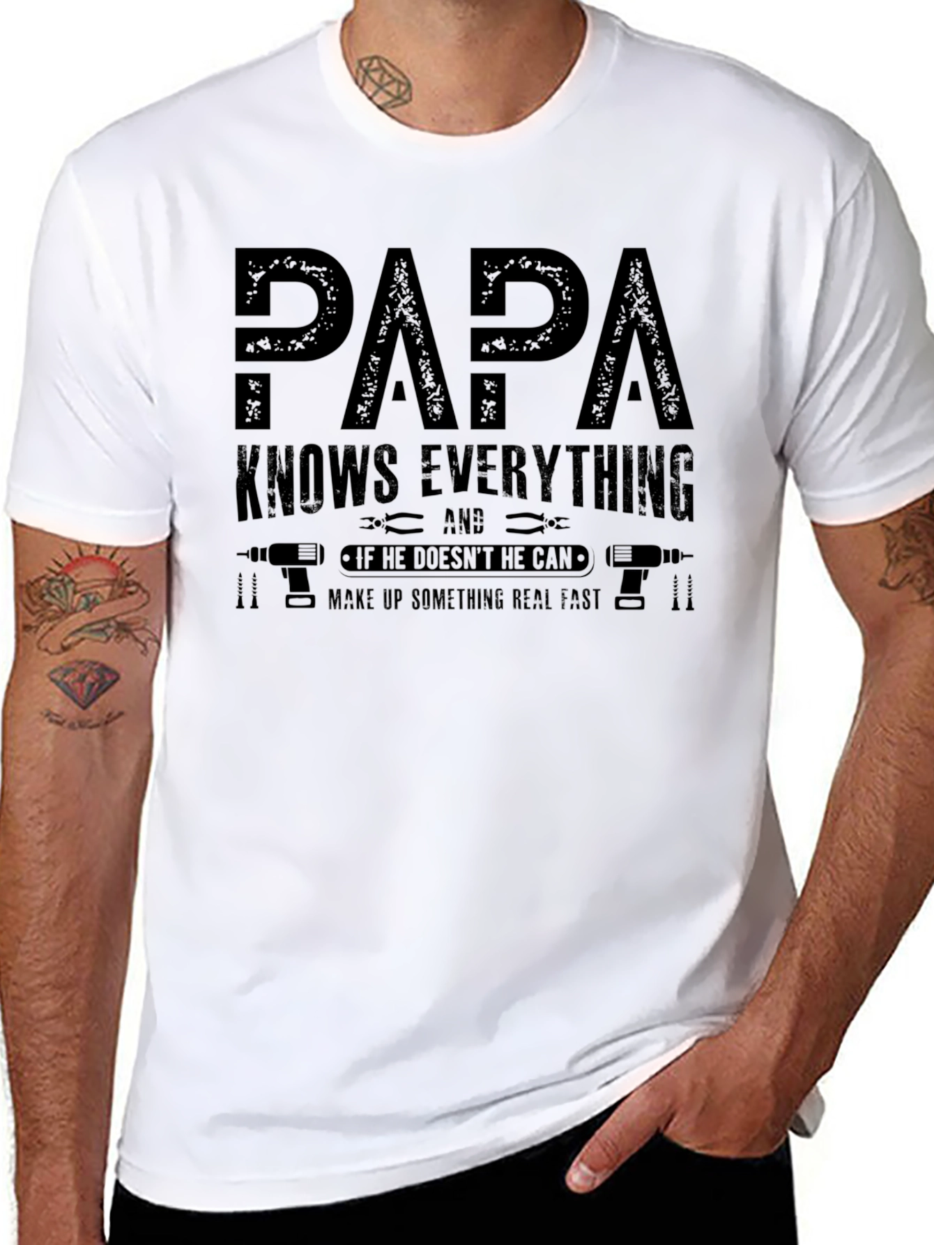 Papa Knows Everything T-Shirt - Funny Fathers Day Gift