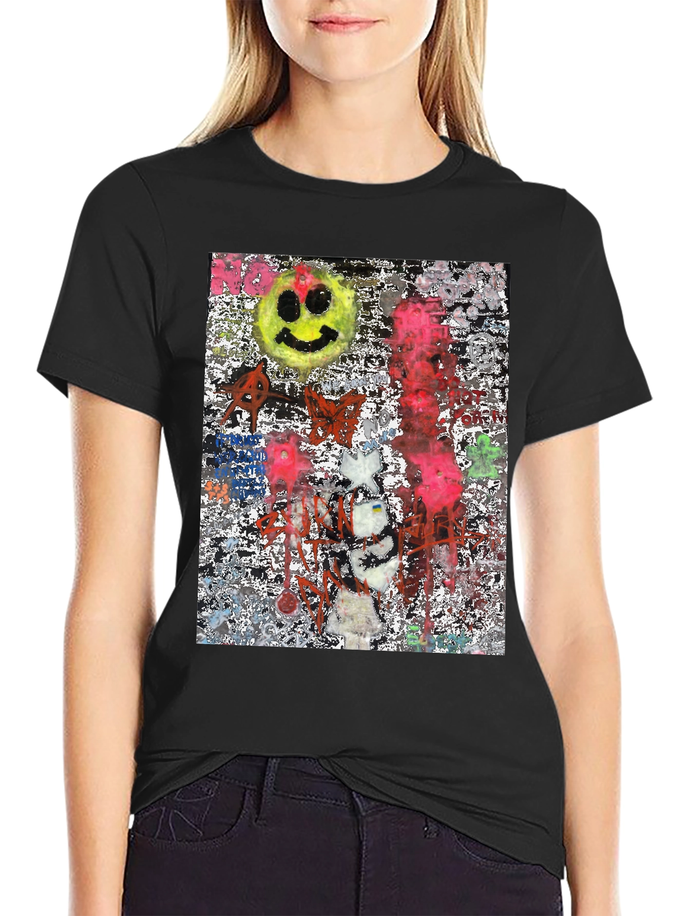 Edgy Graphic Print Crew Neck T-Shirt