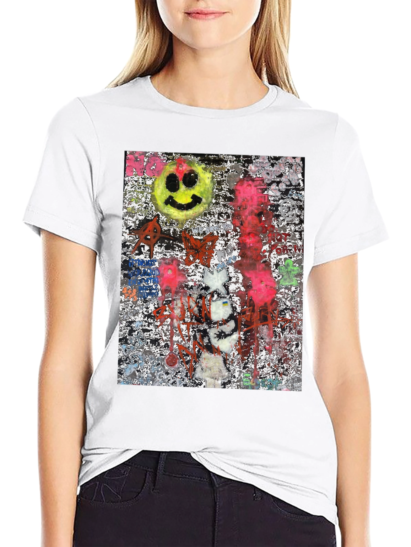 Edgy Graphic Print Crew Neck T-Shirt