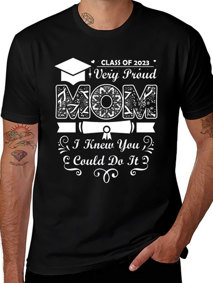 Proud Mom Class of 2023 Graduation T-Shirt