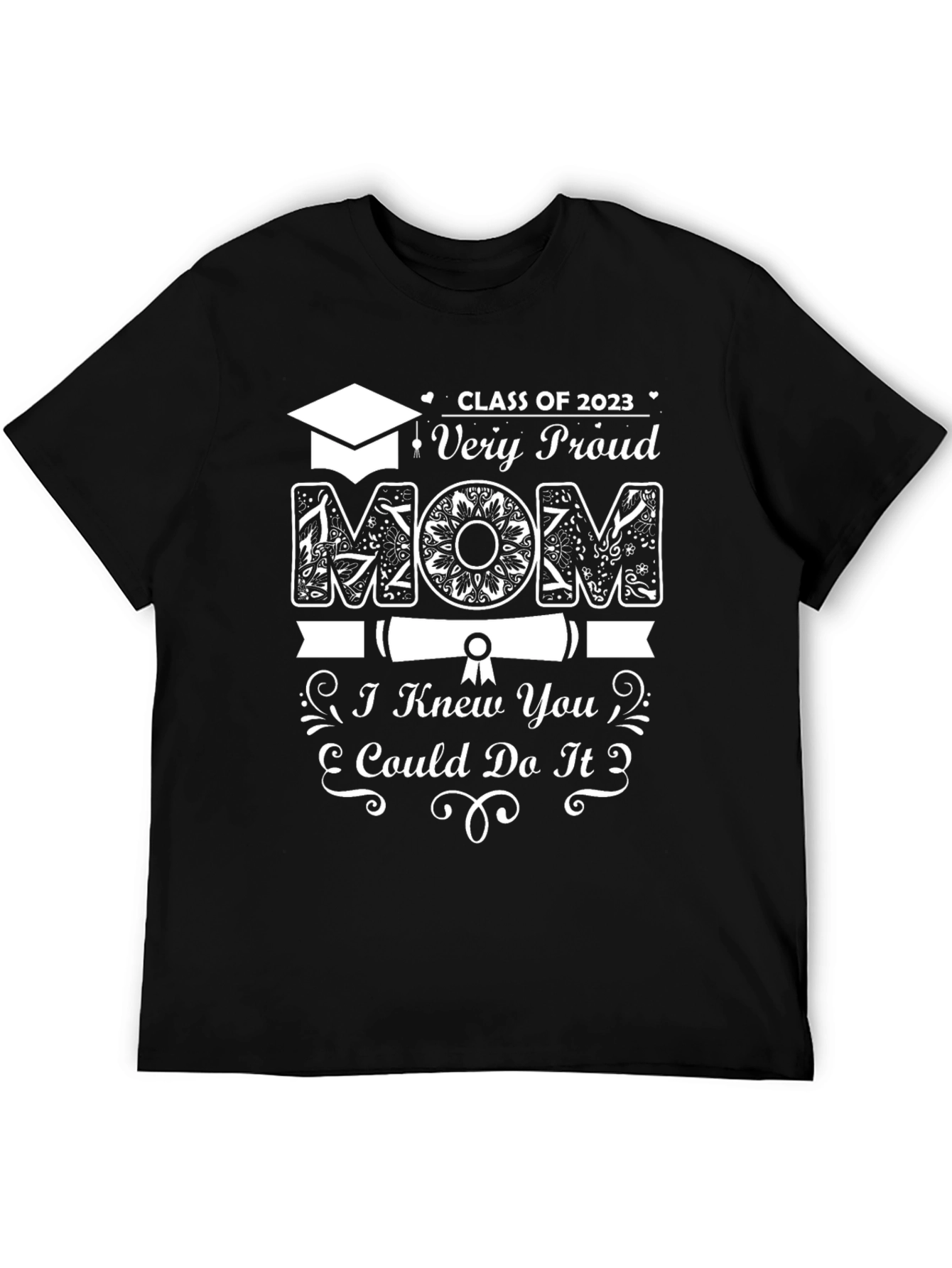 Proud Mom Class of 2023 Graduation T-Shirt