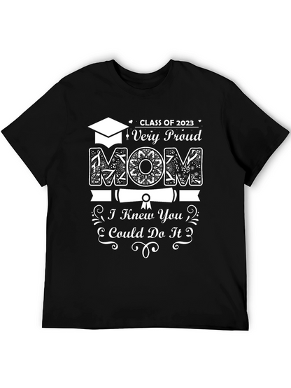 Proud Mom Class of 2023 Graduation T-Shirt