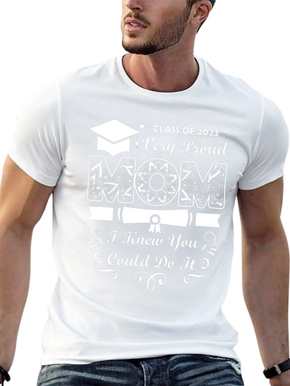 Proud Mom Class of 2023 Graduation T-Shirt