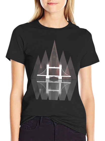 London Bridge Graphic Tee - Modern Design