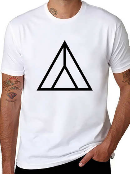 Minimalist Triangle Graphic T-Shirt - Black