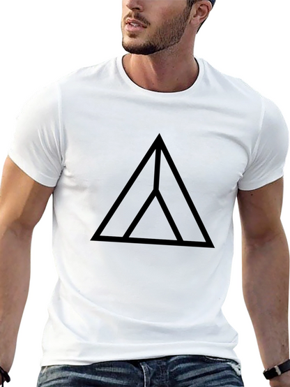 Minimalist Triangle Graphic T-Shirt - Black