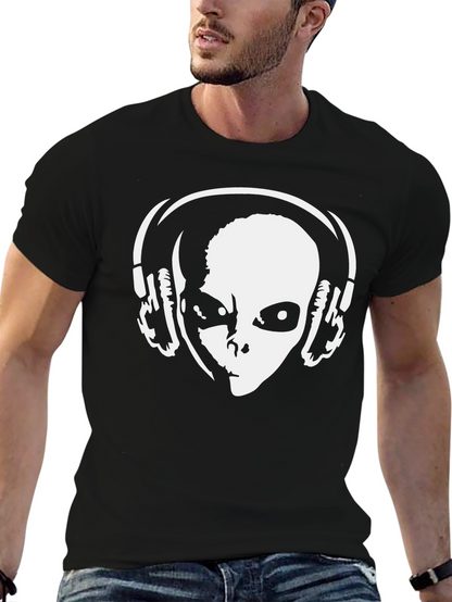 Alien DJ Graphic Tee - Stylish Music Lover T-Shirt