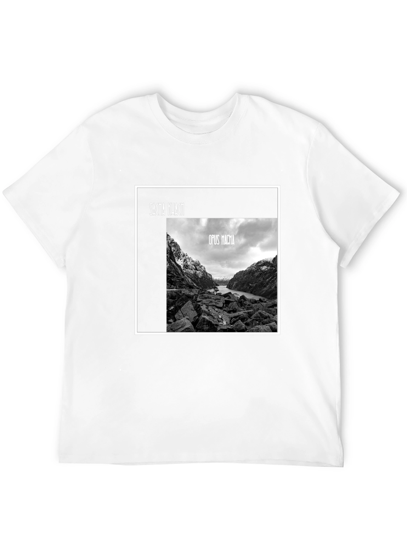 Sacra Kuacti Opus Magna Black T-Shirt