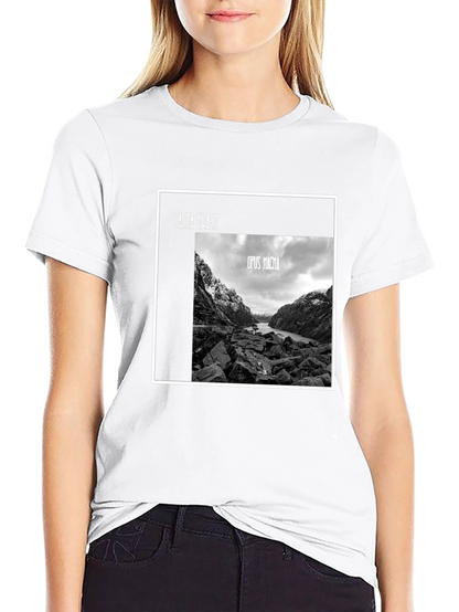 Sacra Kuacti Opus Magna Black T-Shirt