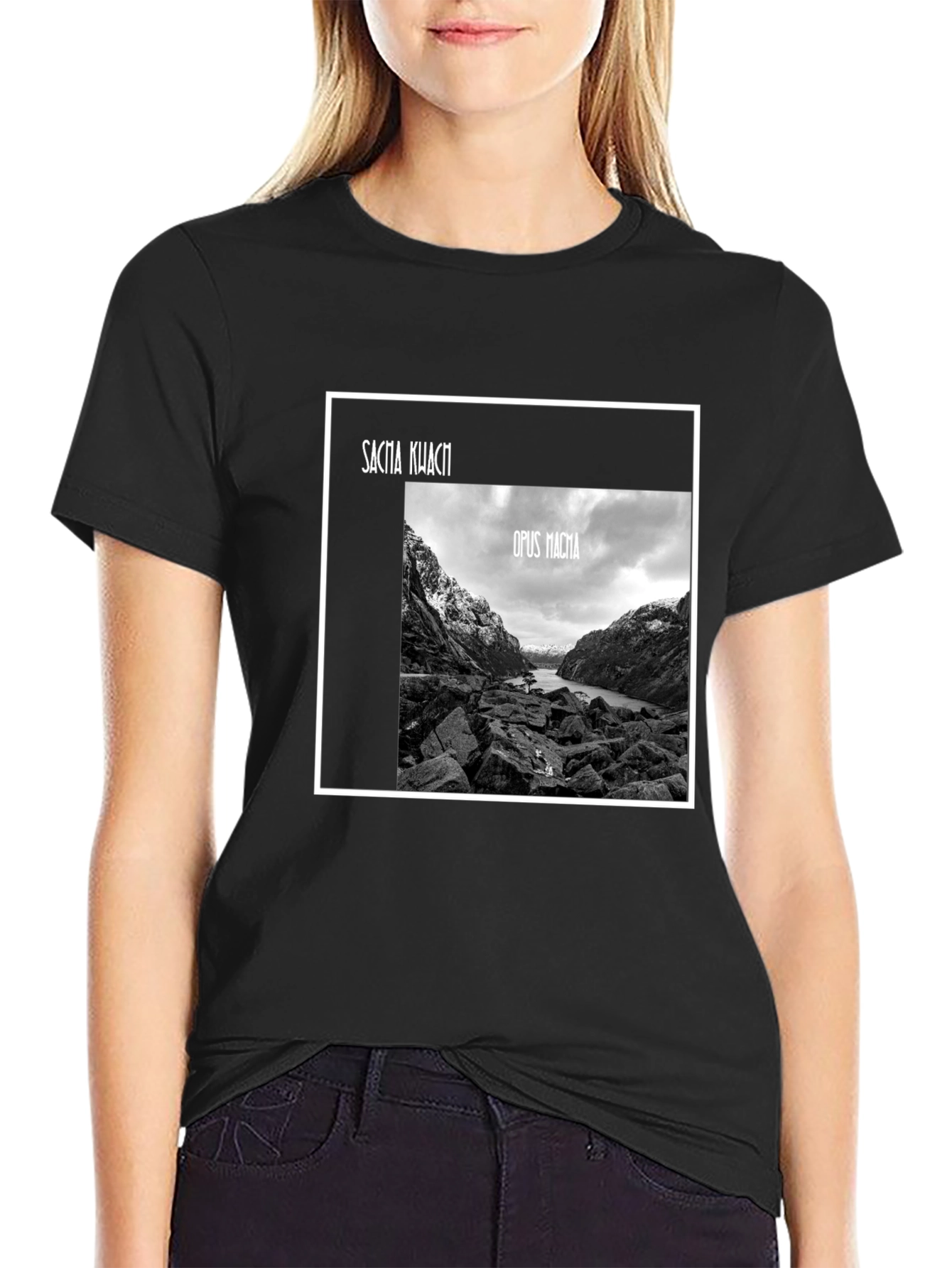 Sacra Kuacti Opus Magna Black T-Shirt