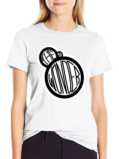The Wonder Circle Graphic T-Shirt - Black