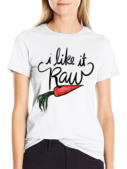 I Like it Raw Funny Carrot Pun T-Shirt