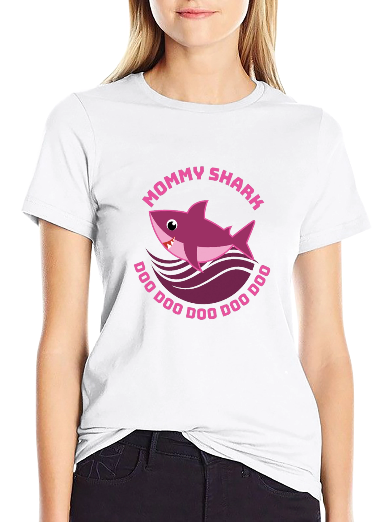 Mommy Shark Doo Doo Graphic Tee