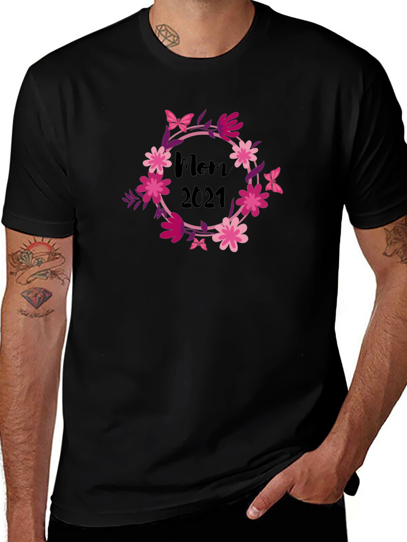 Mom 2021 Floral Wreath Black T-Shirt