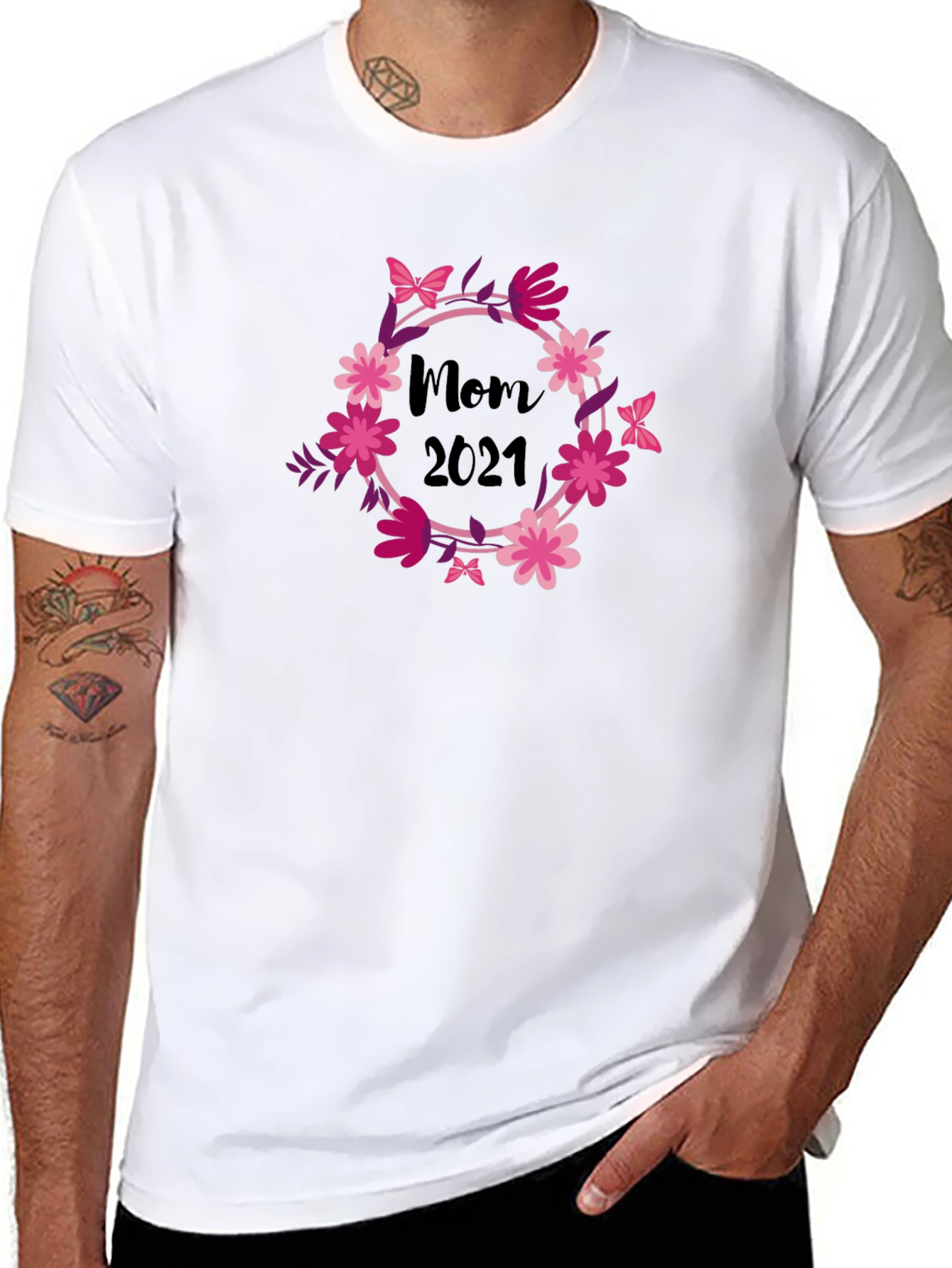 Mom 2021 Floral Wreath Black T-Shirt
