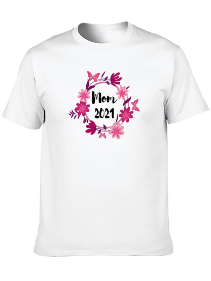 Mom 2021 Floral Wreath Black T-Shirt