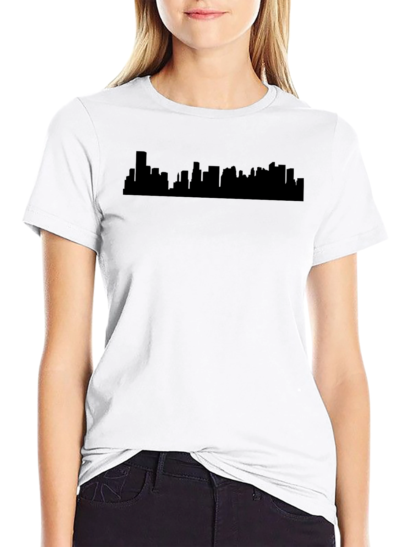 Cityscape Silhouette Tee - Modern Urban Style