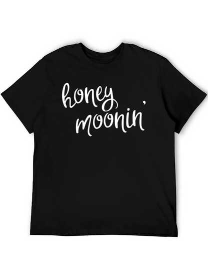 Honeymoonin T-Shirt - Casual Bride & Groom Tee