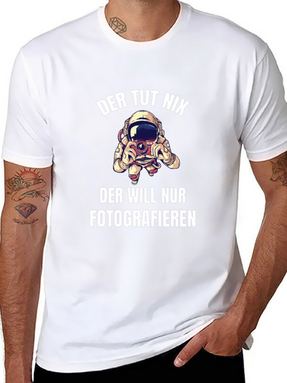 Astronaut Photographer Graphic Tee - Der Tut Nix Shirt