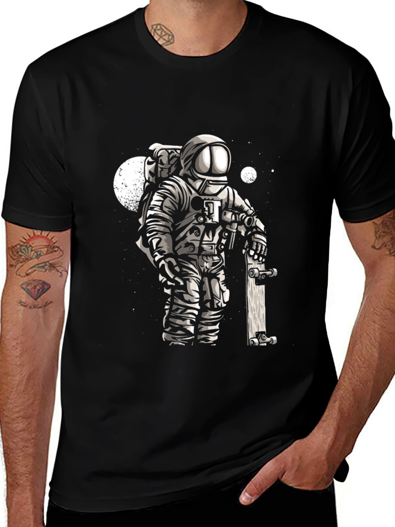 Astronaut Skateboarder Graphic Tee - Cool Black T-Shirt