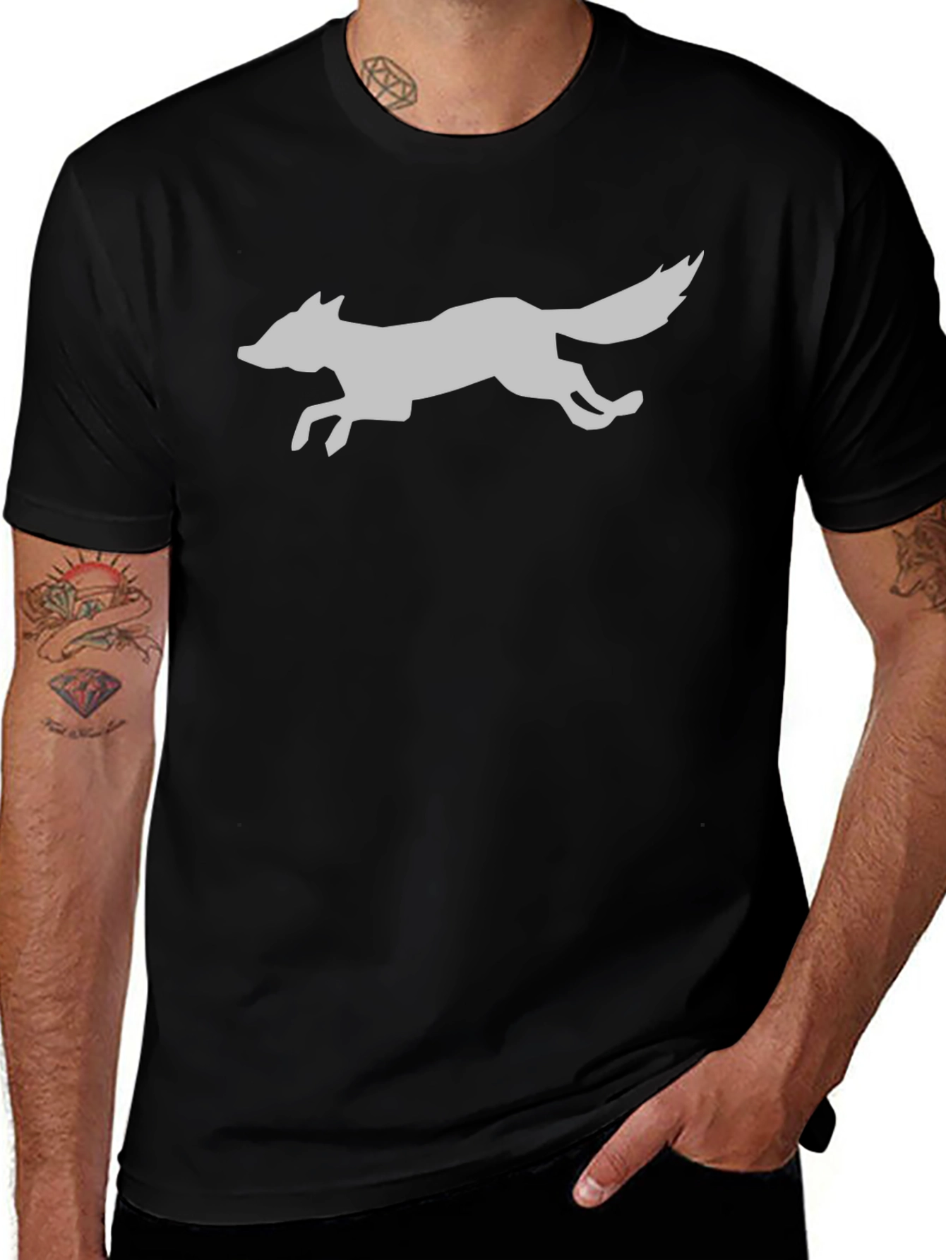 Sleek Fox Graphic Tee - Black Cotton Blend
