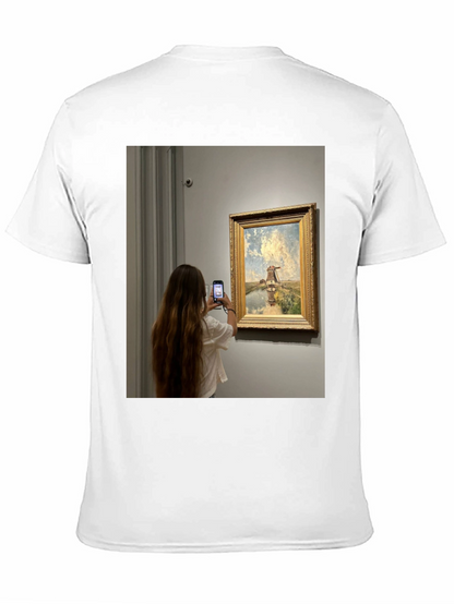 Art Lovers Tee: Museum Moment Graphic T-Shirt