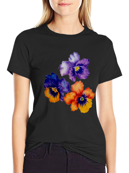 Floral Pansy Graphic Tee - Stylish Comfort
